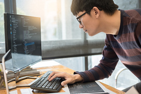 软件开发团队抽象概念 远程协作与按需数字团队的新范式